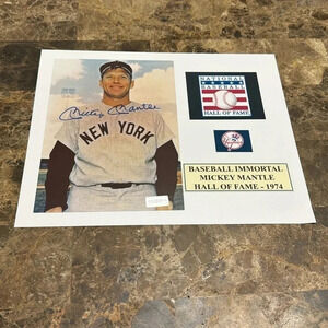 Mickey Mantle New York Yankees signed photo